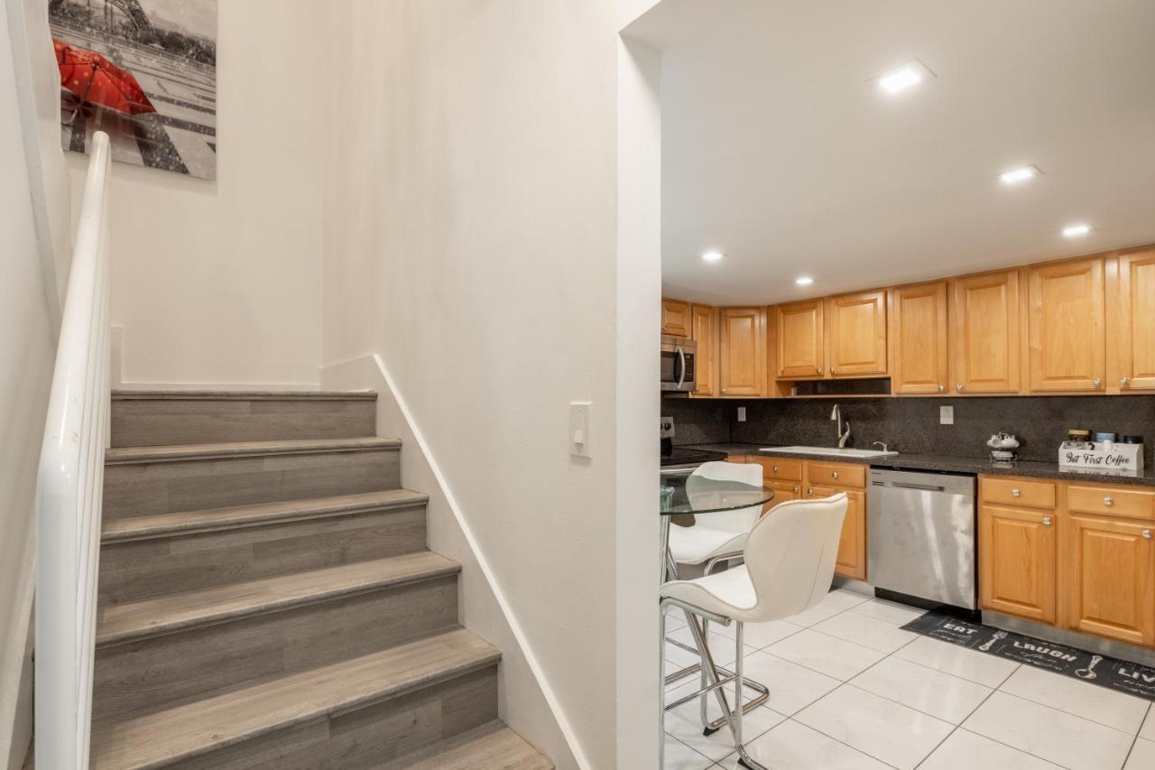 Luxurious And Cozy Townhouse 3 Bedrooms 2.5 Bath マイアミ エクステリア 写真